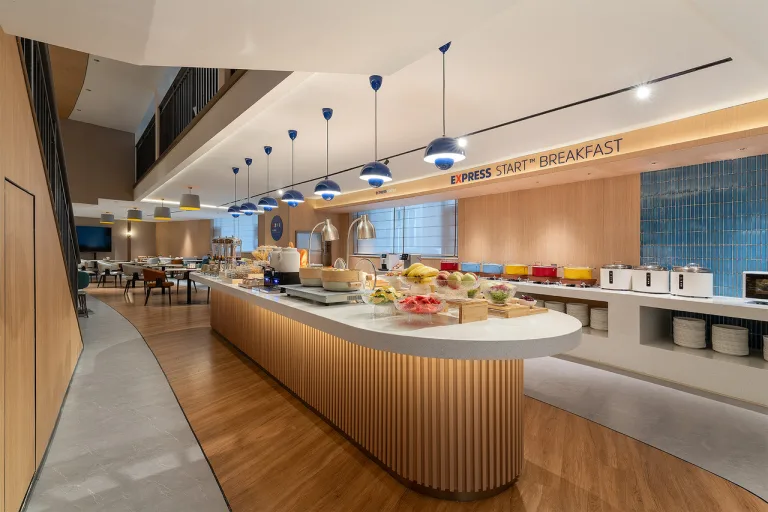 Holiday Inn Express KUNMING RAILWAY STATION by IHG
