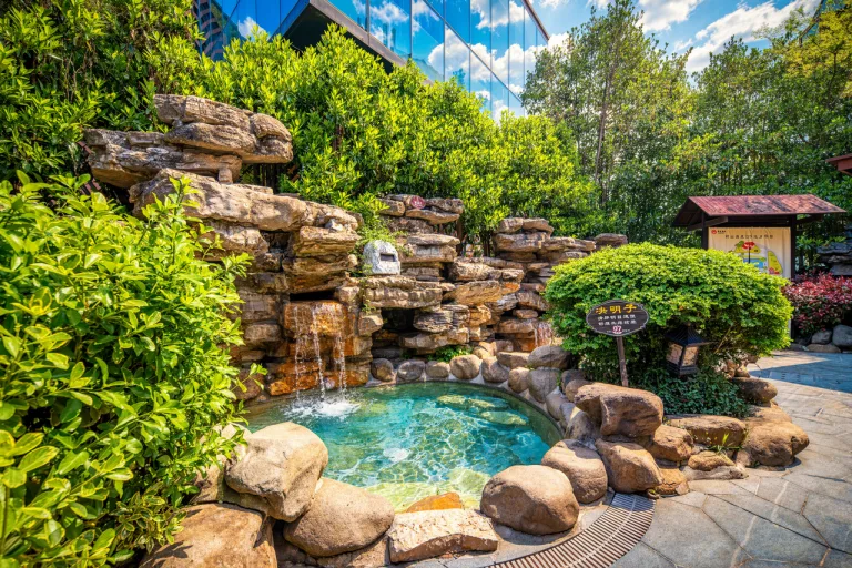 Scholars Shushan Hot Springs Resort