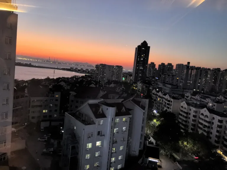 Mercure Qingdao Zhanqiao Seaview Hotel