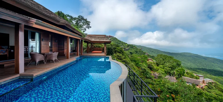 Yalong Bay Earthly Paradise Birds Nest Resort