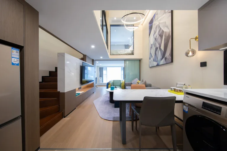Novotel Living Yunnan Dianchi Times