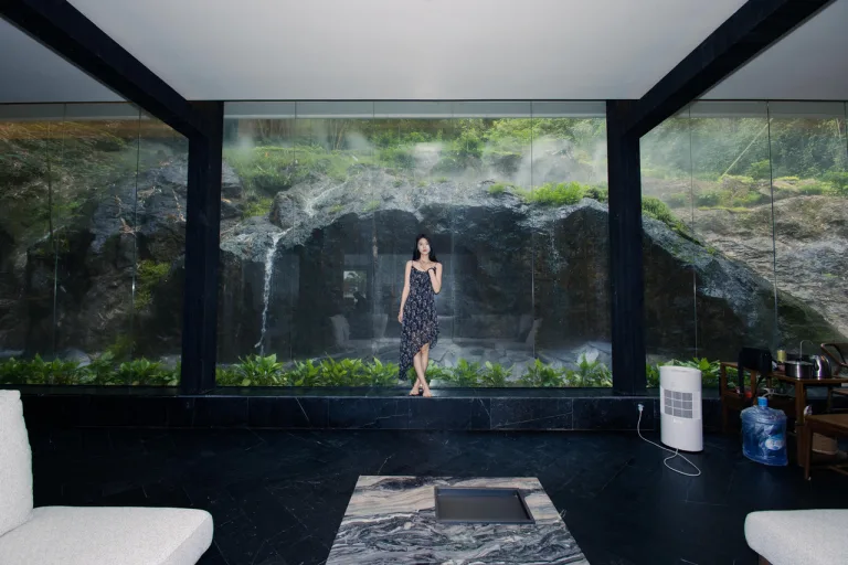 Mengyuan RESOR 360° View Hotel: Starry Pool & Hot Spring, Shili Gallery Yulong River