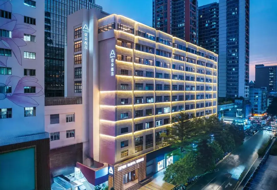 Atour Hotel Shenzhen Futian Huaqiangnorth Pedestrian Street