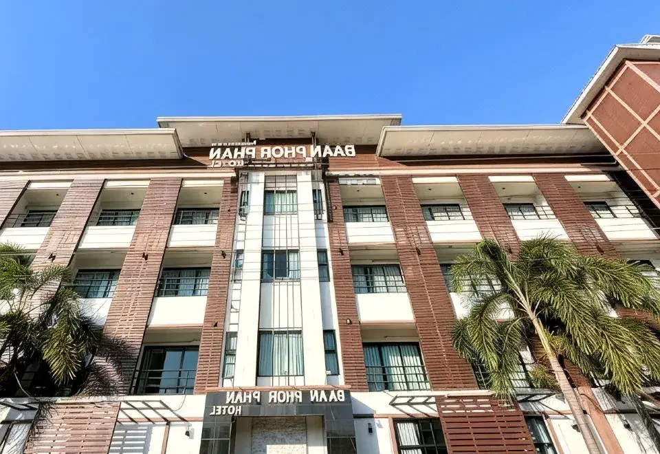 Baan Phor Phan Hotel