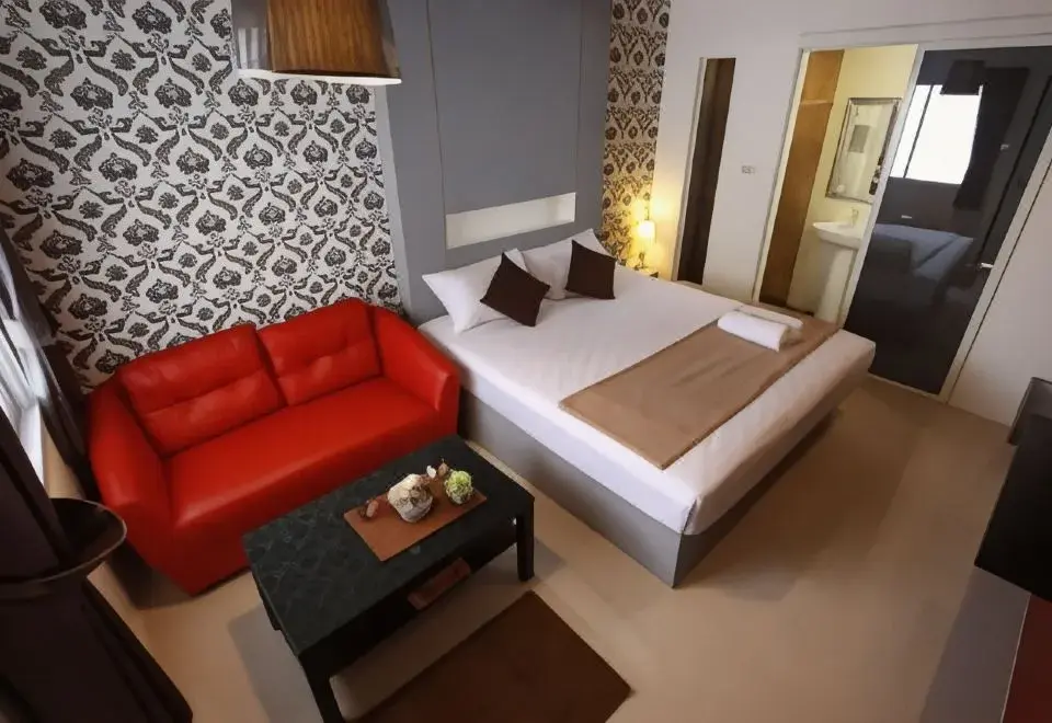 Bearing 26 Hotel