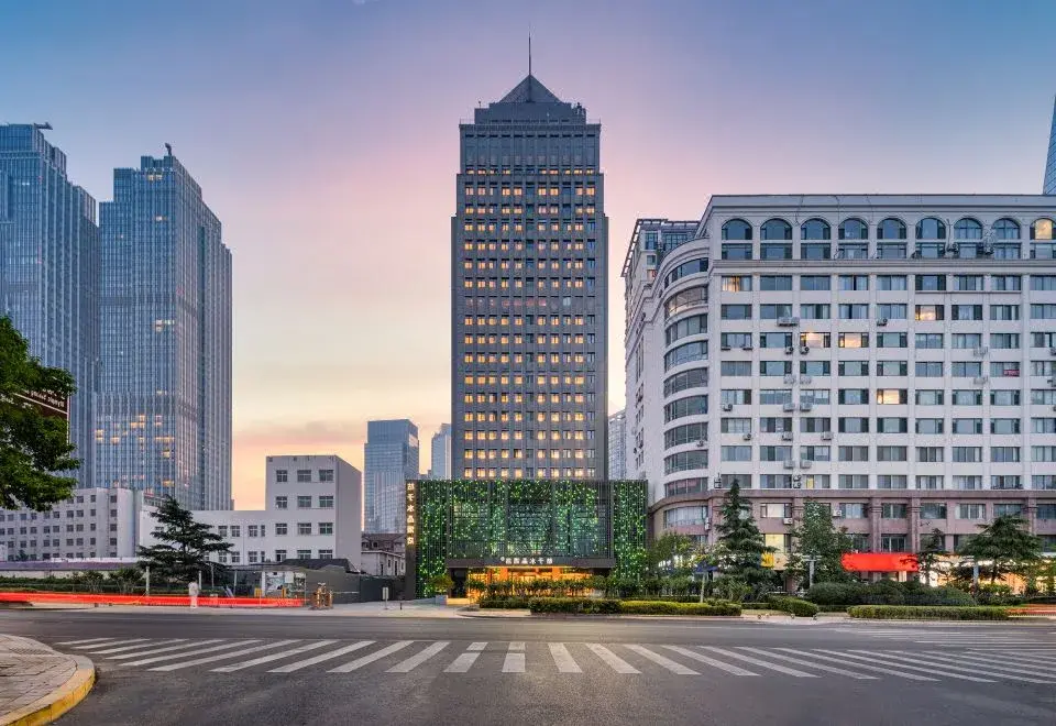 Crystal Orange Qingdao May Fourth Square Seaview