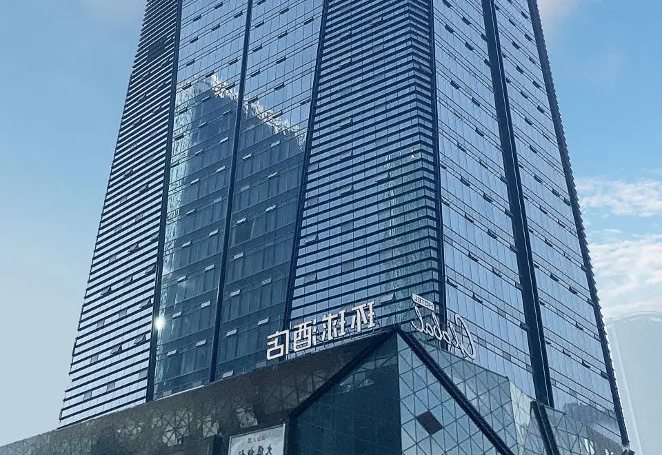 Global Hotel
