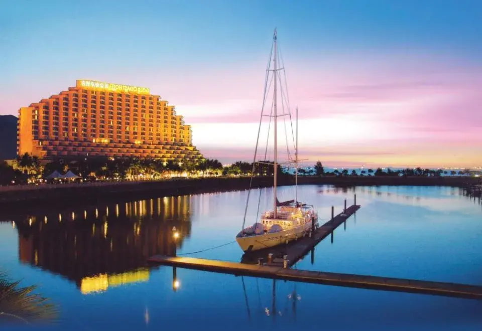 Hong Kong Gold Coast Hotel