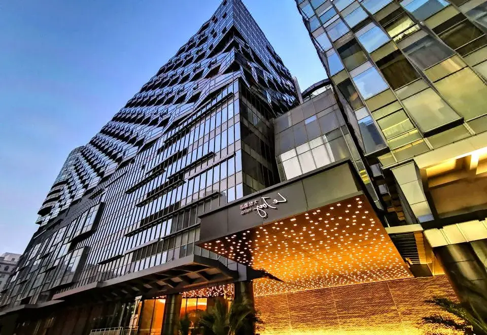Le Joy Hotel