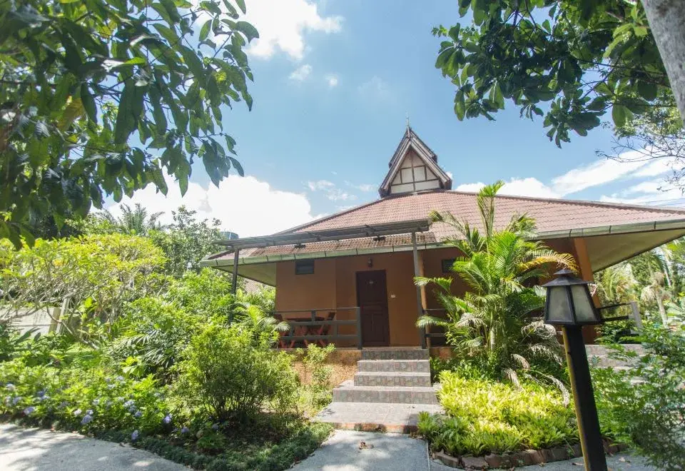 Mohnfahsai Home Resort