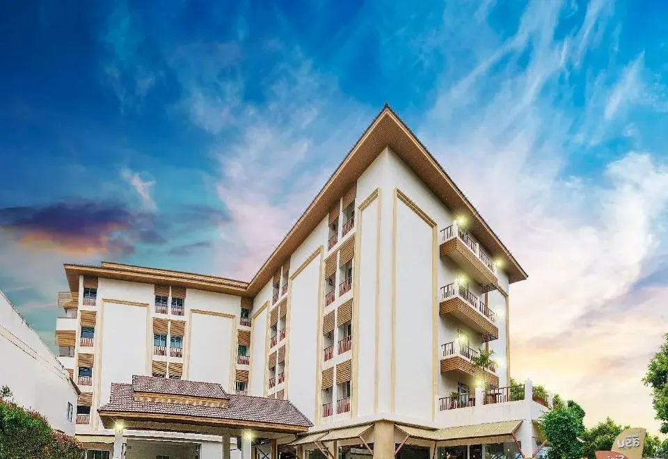 Sirin Hotel & Resident Хон Каен