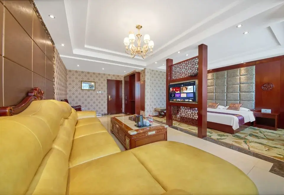 Q+ Shandan Renhe Hotel