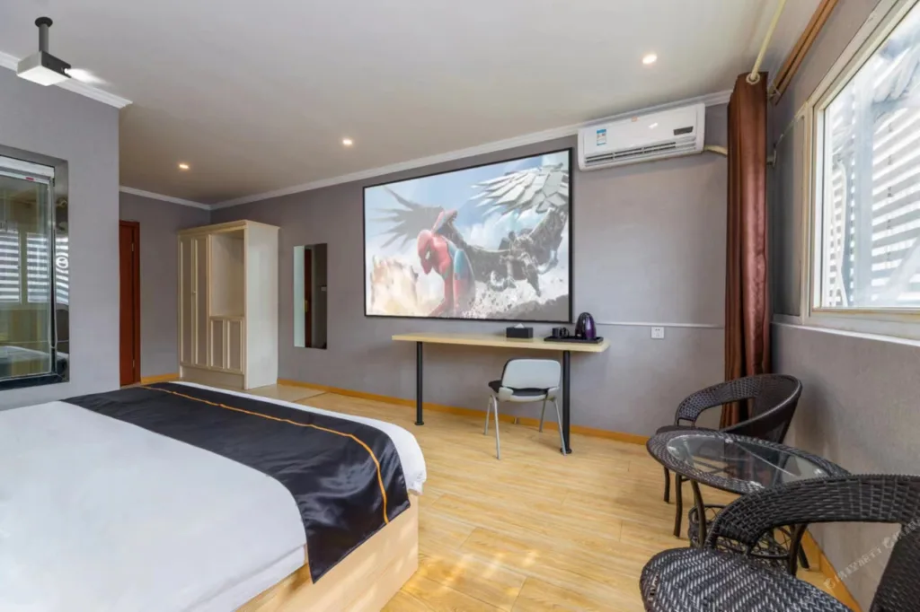 Honggaoliang Business Hotel (Nanjing Changjiang Bridge North Road Station Hongyang Plaza)