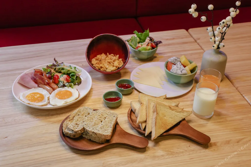 Seekers Finders Rama IV Hotel SureStay Collection by BW