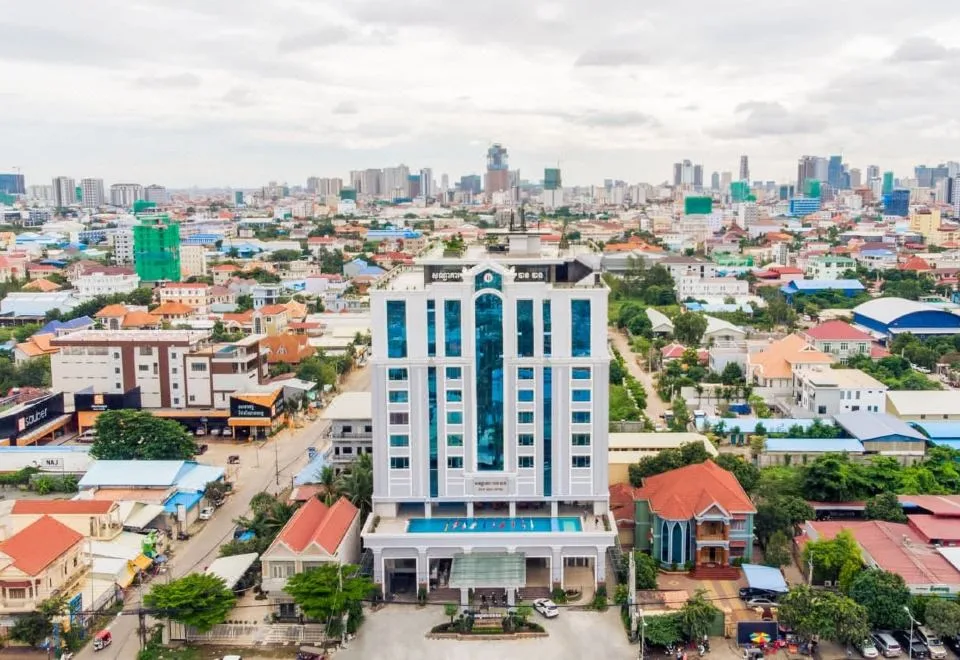 Ban Ban Hotel