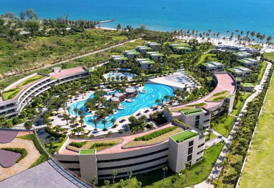 Pullman Phu Quoc Beach Resort