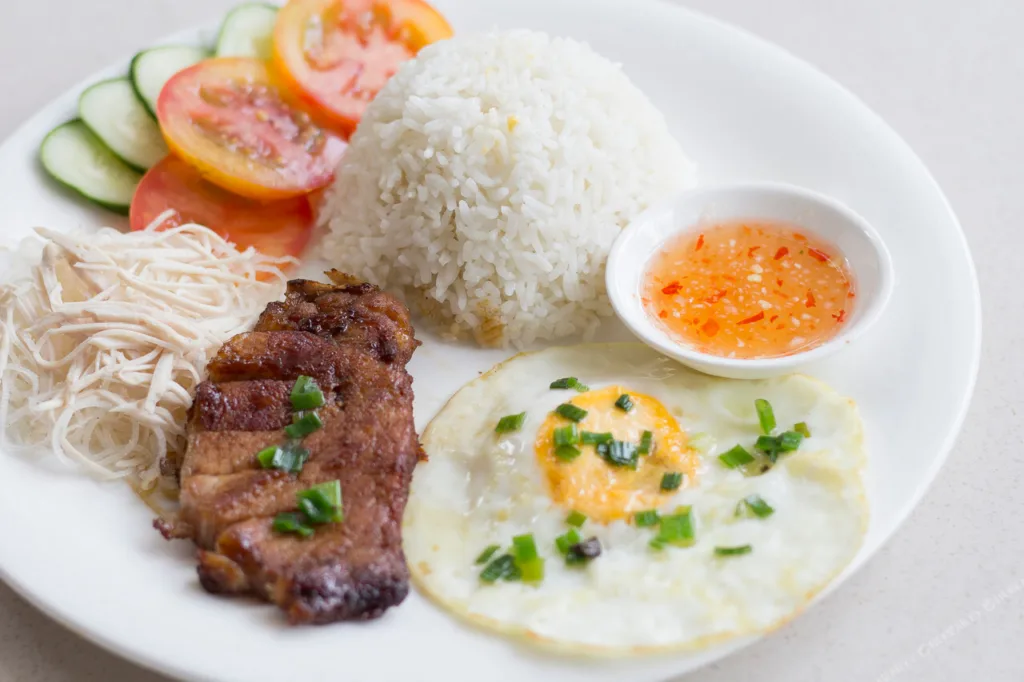 Fusion Suites Saigon