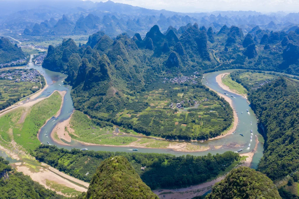 Yangshuo Lihua Chenjia Garden・VIEW (The Classic Li River View on China’s 20 Yuan Banknote)