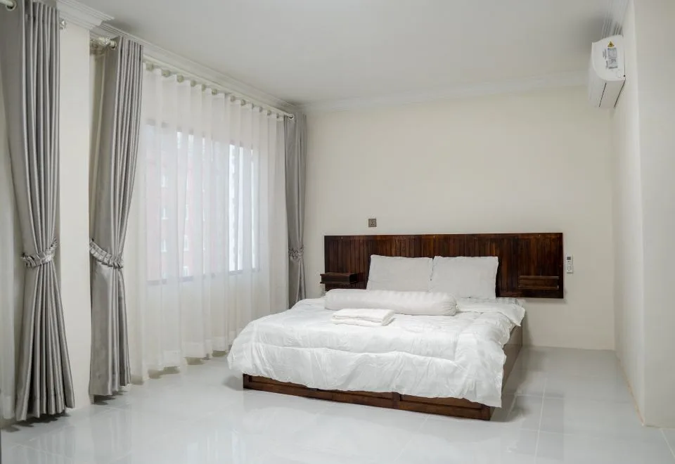 Empire House Phnom Penh