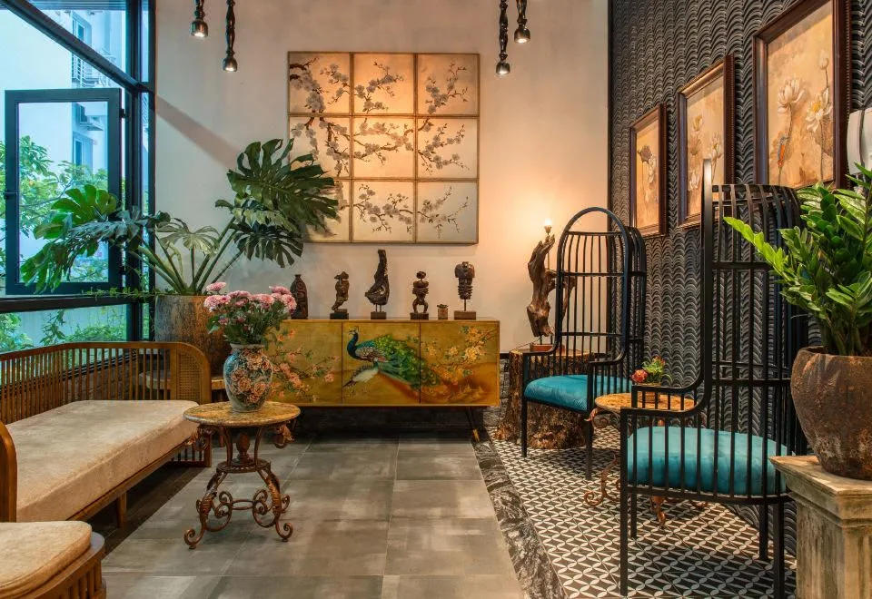 Aaron Boutique Hotel