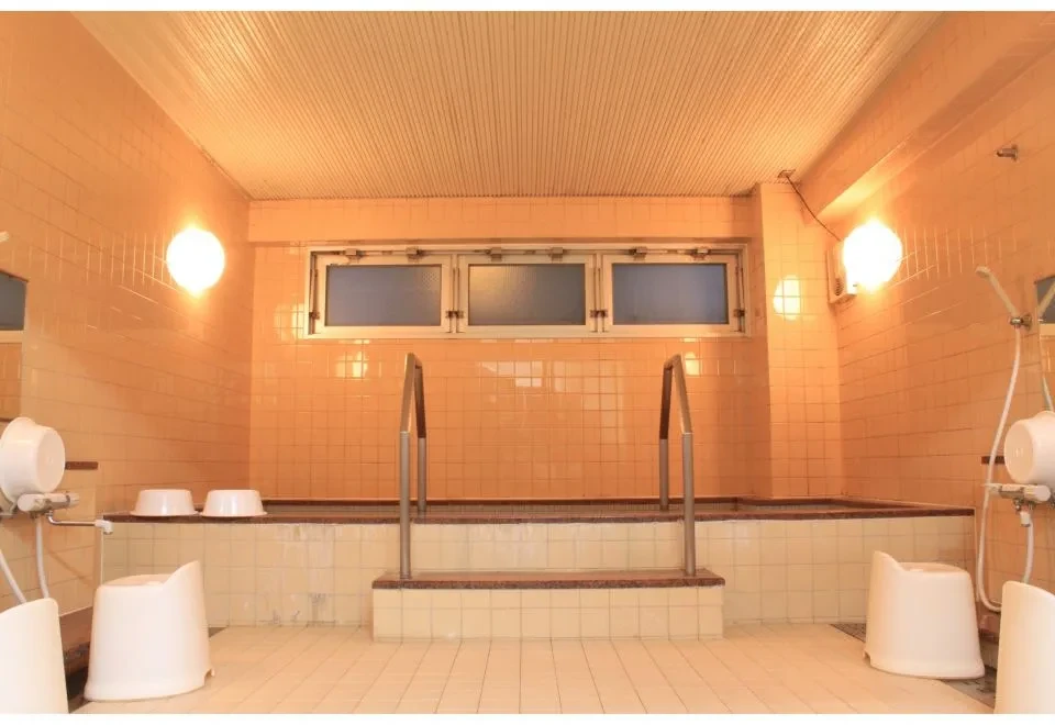 T and K Hostel Kobe Sannomiya East