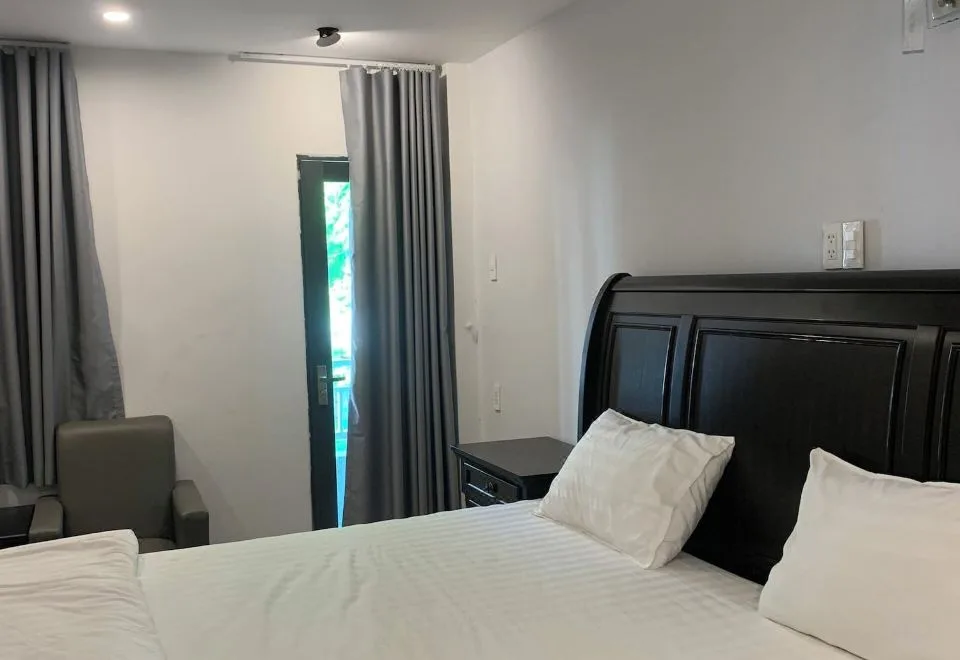 Cowboy Hotel Quy Nhơn