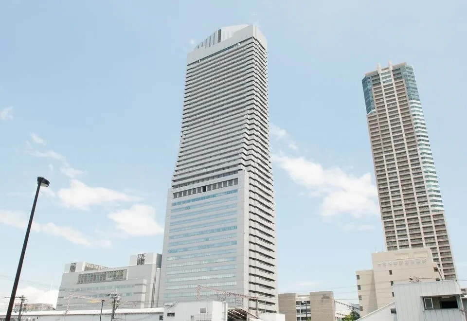 Art Hotel Osaka Bay Tower