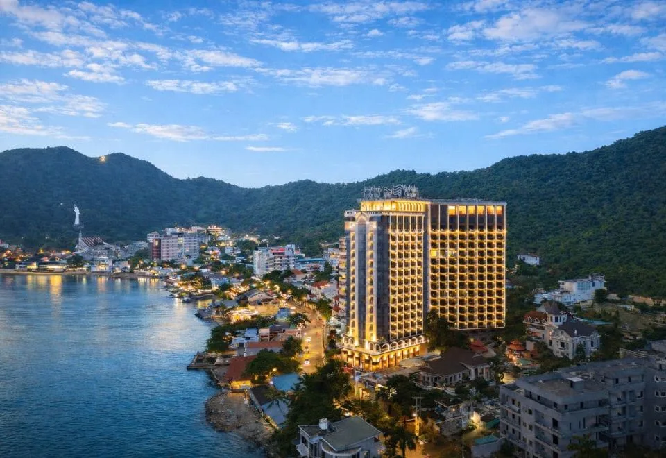 Oyster Bay Hotel Vung Tau