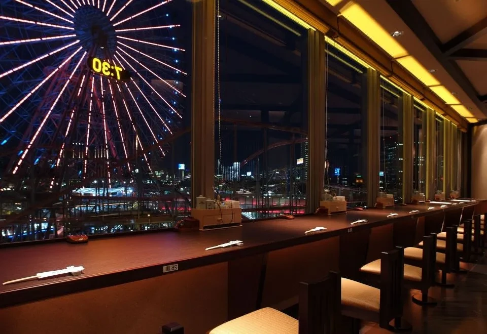 Yokohama Minatomirai Manyo Club