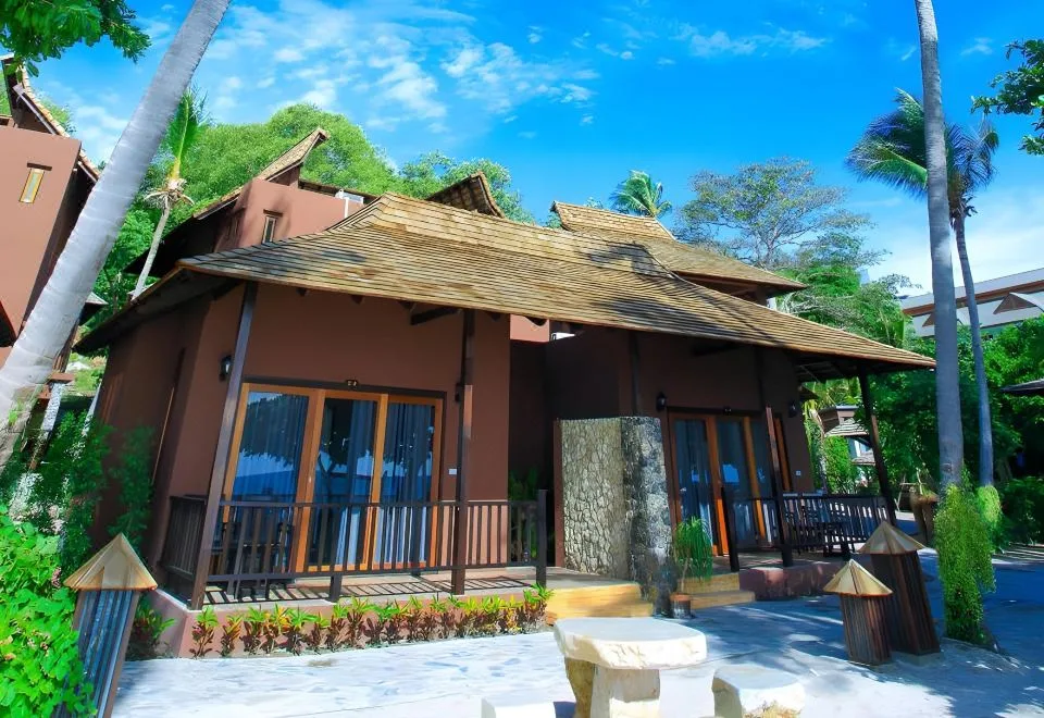 Koh Tao Beach Club