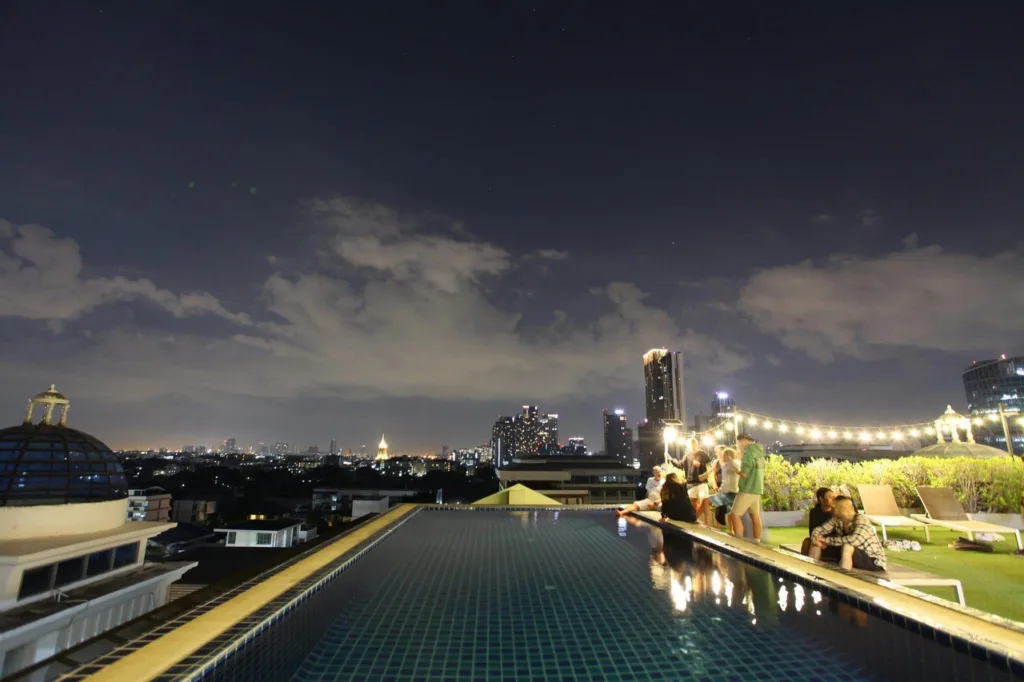 Romance Hotel Sukhumvit 97