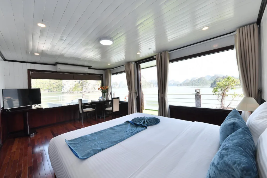 Halong Sapphire Cruise