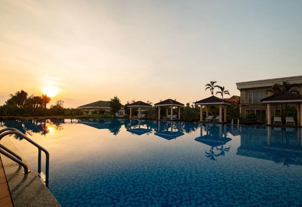 Gold Coast Hotel Resort & Spa