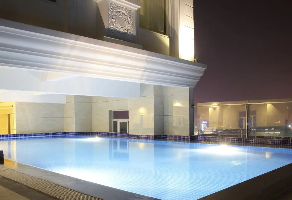 West Hotel