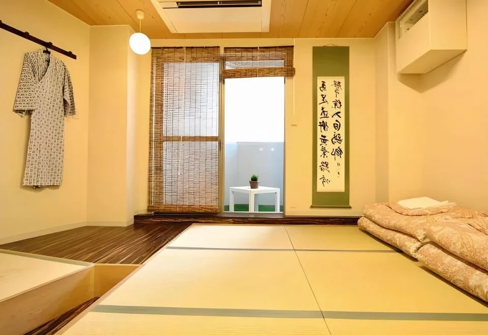 Osaka Guesthouse Nest
