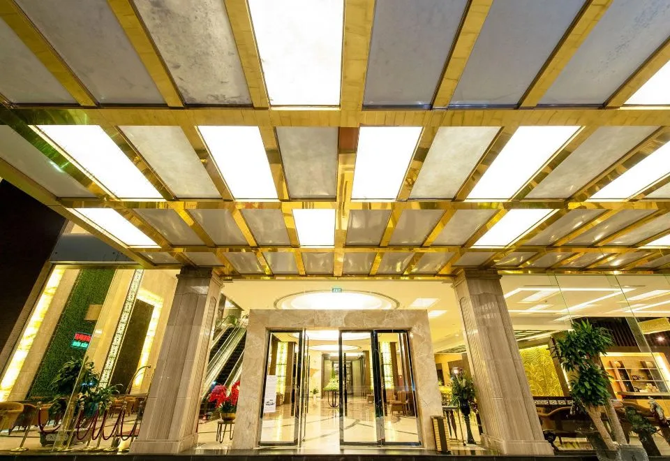 Muong Thanh Luxury Song Lam Hotel