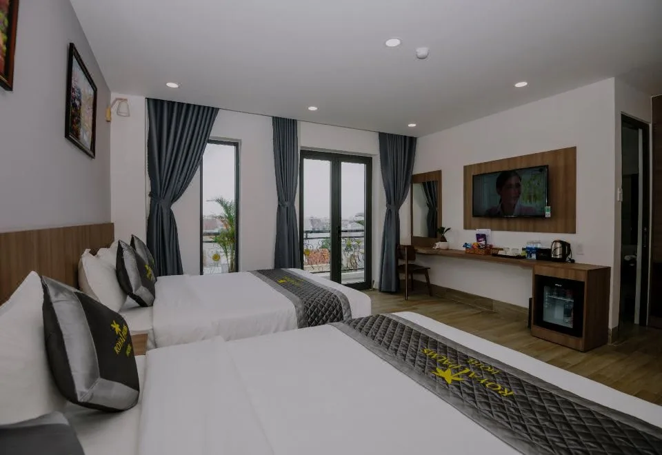 Royal Palms Hotel