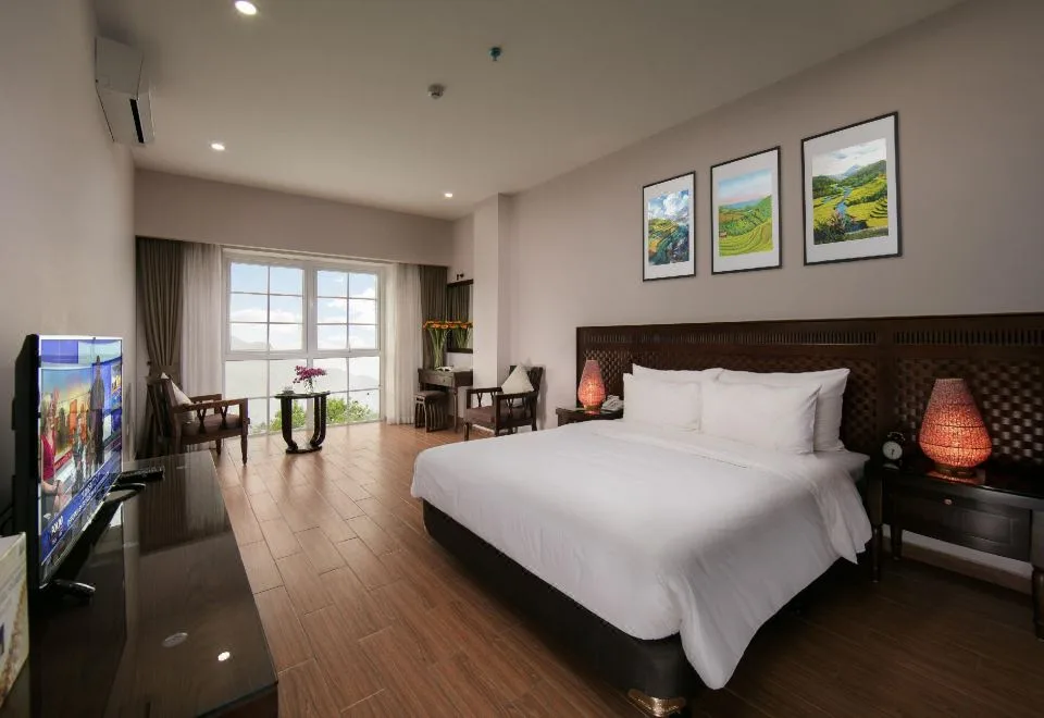 Azure Sapa Hotel