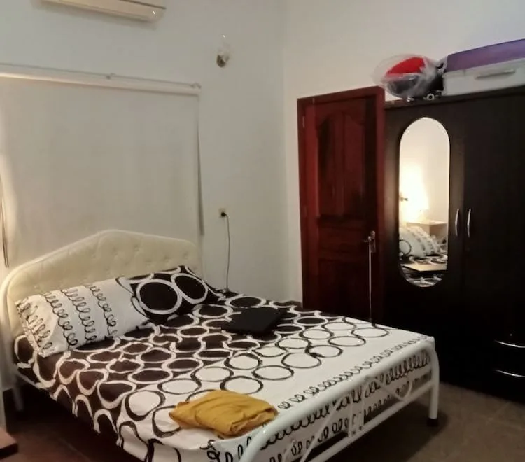 Comfortable, well-located apartment