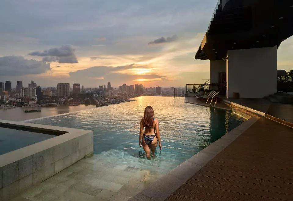 The Peninsula Phnom Penh