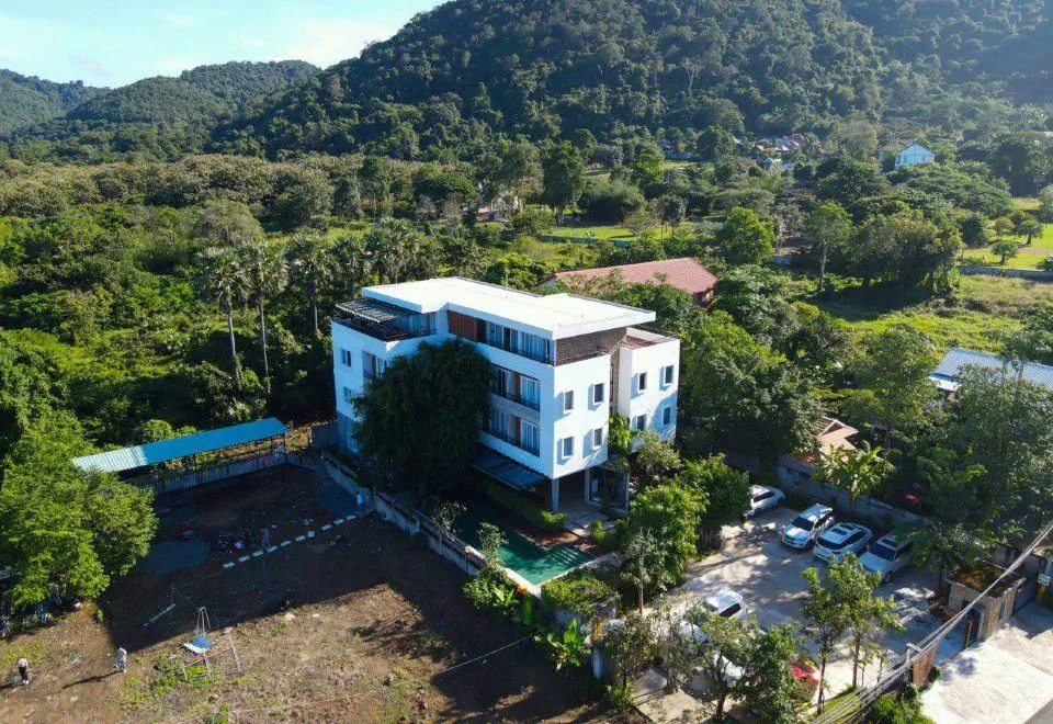 PHKACHAN KEP BOUTIQUE