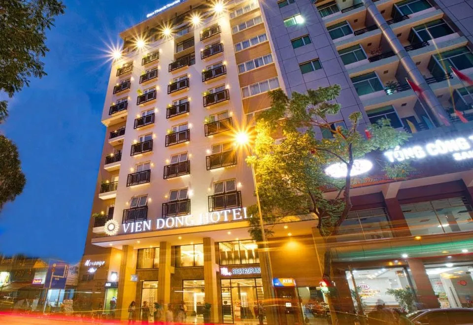 Vien Dong Hotel — Near Bui Vien Walking Street
