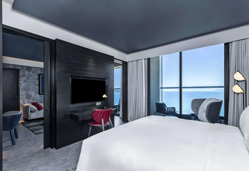 Radisson RED Danang
