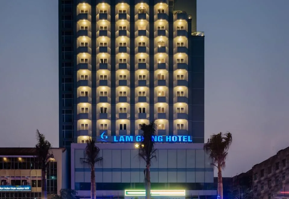 Lam Giang Hotel