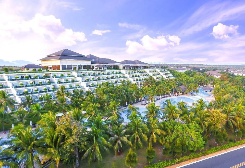 Sea Links Beach Hotel