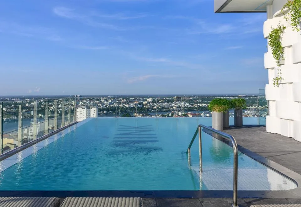 Wink Can Tho Centre, Unscripted by Hyatt — 24 hours stay
