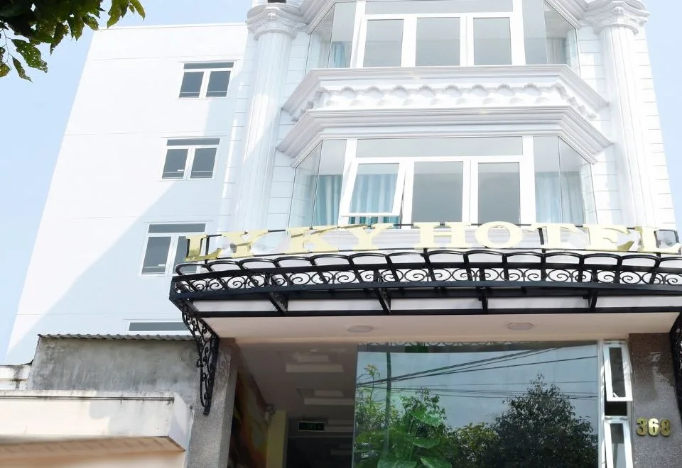 Ly KY Hotel