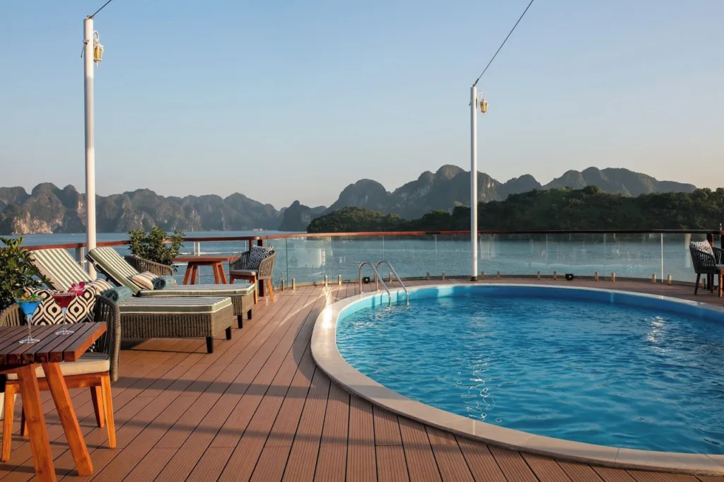 Heritage Cruises Binh Chuan Cat Ba Archipelago