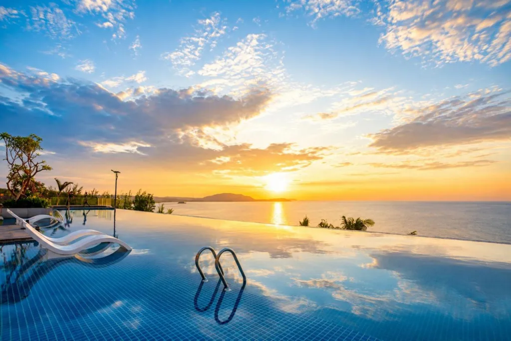 Apec Luxury Coastal Apartment Mui Ne — Ocean View