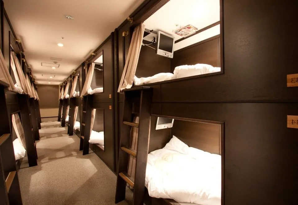 Hearts Capsule Hotel & Spa Nakasu -Male Only-